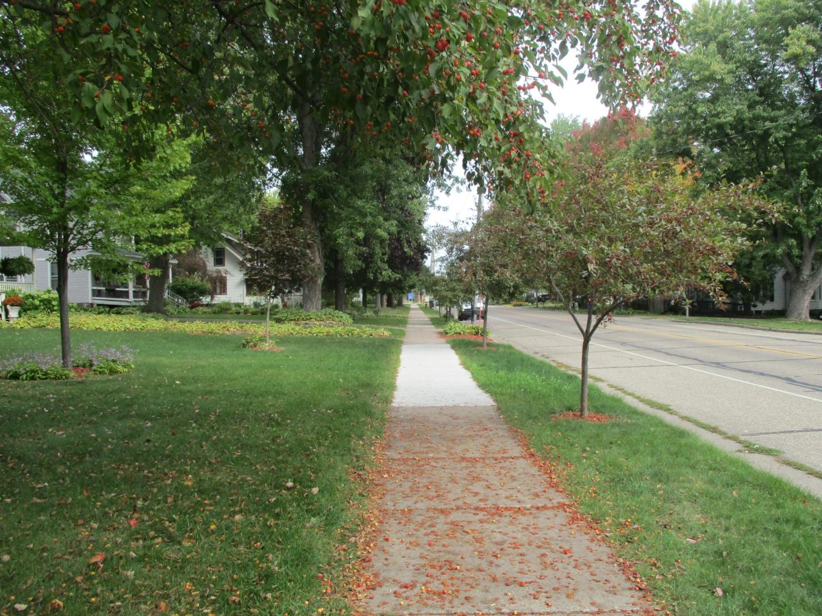 main street sidewalk