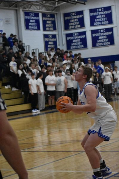Boys basketball takes centerstage on Parents Night