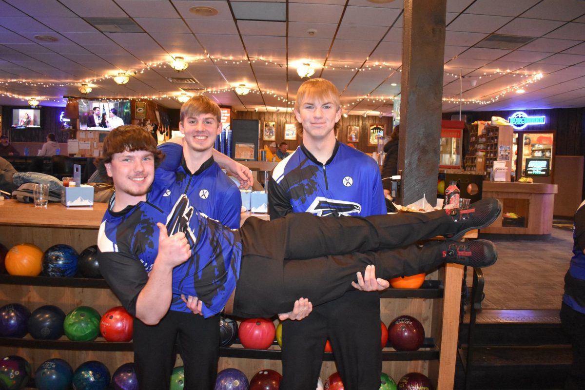 Bowling Team Finishes Strong but a Few Pins Short of State Bid