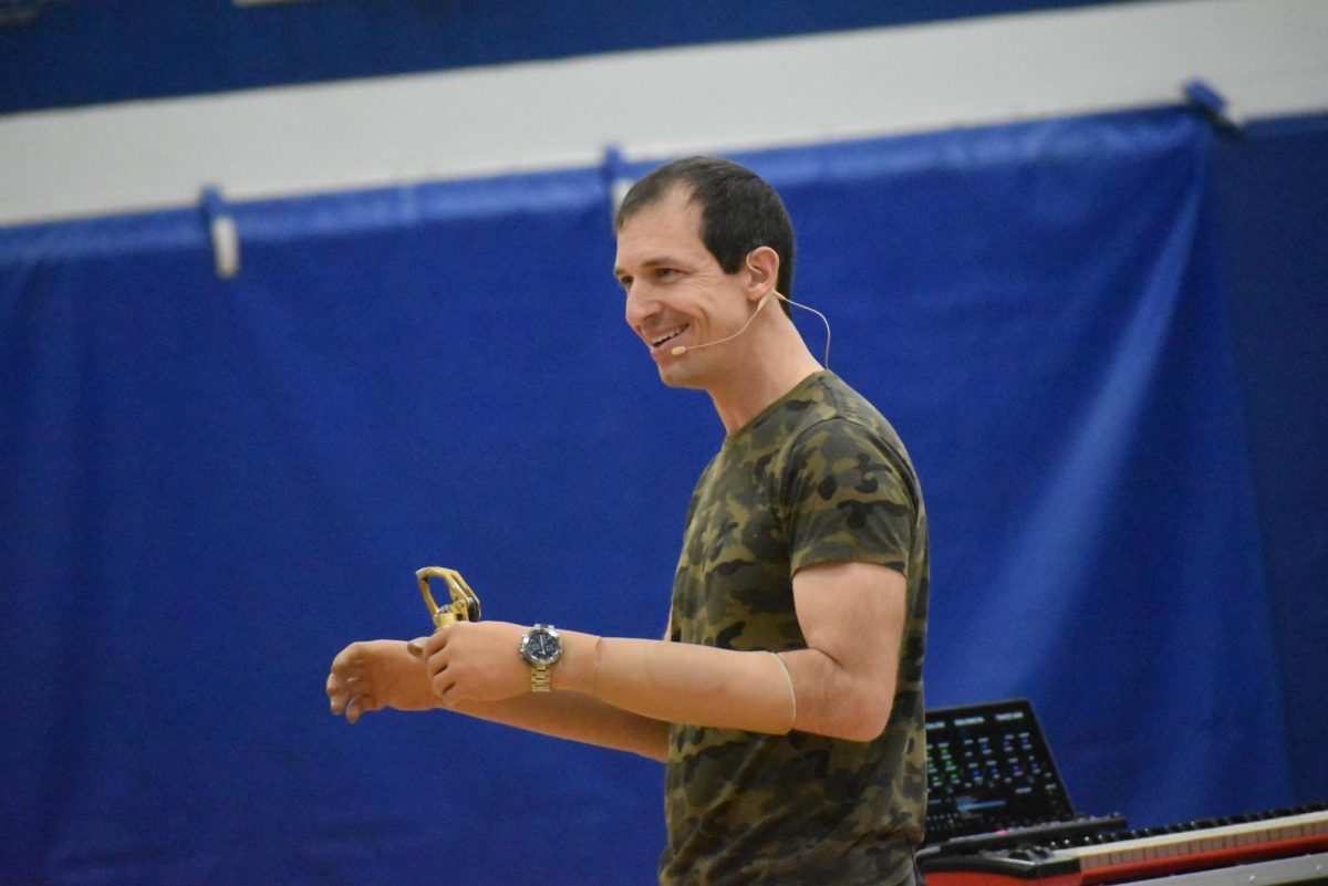 Students Assemble for Motivational Speaker