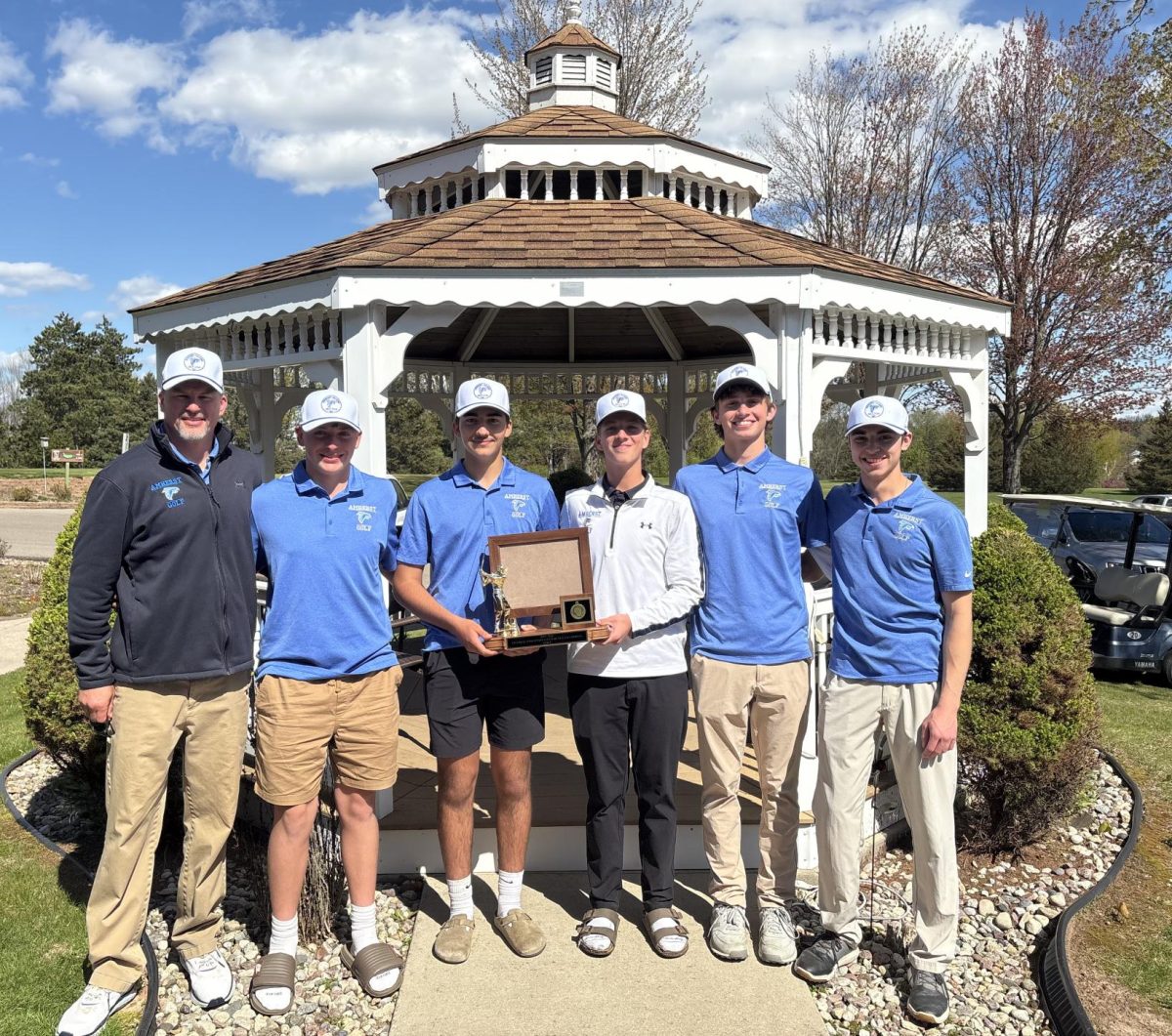 Boys Golf Team Claims Back-to-Back Conference Titles